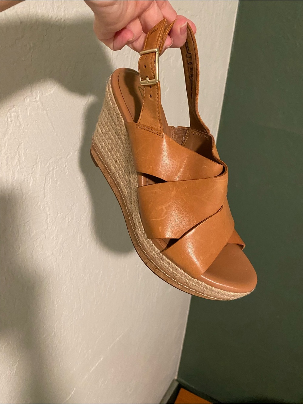 Clarks Cognac Leather Wedge Espadrille Slingback Sandals like new
